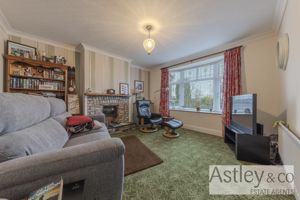 lounge- click for photo gallery